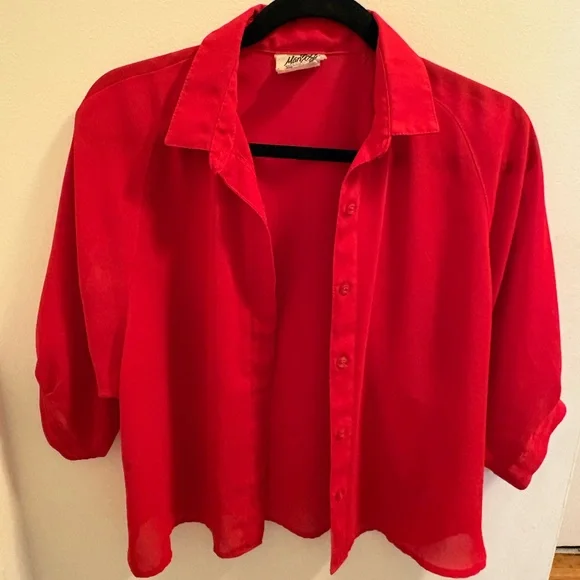 Red blouse - Picture 1 of 1